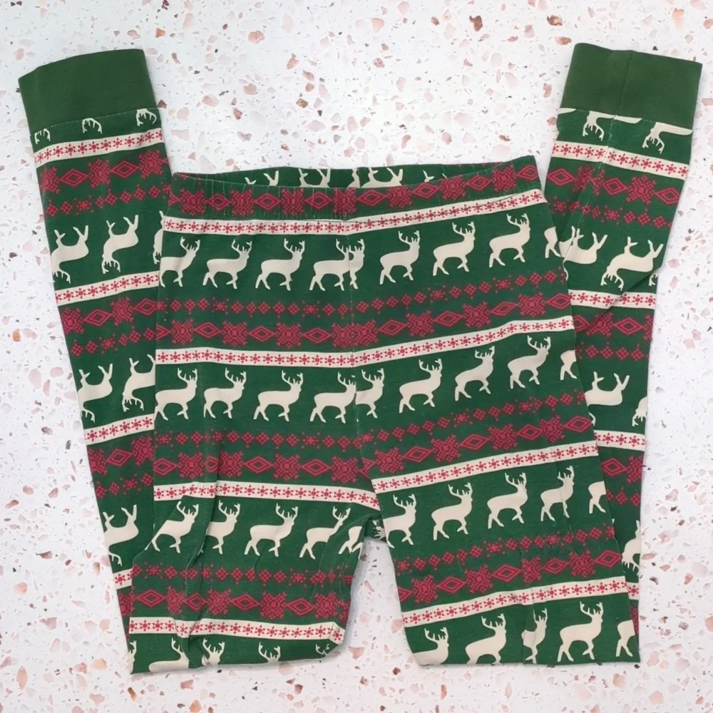 Lily & Dan | Winter Holiday Pattern Pajamas Reindeer Sweater Print | M